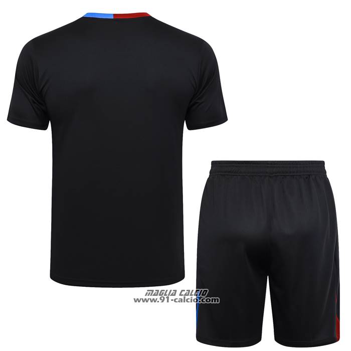 Tuta da Track
 Barcellona

 Manica Corta
 2023-2024 Nero
 - Pantaloncini
